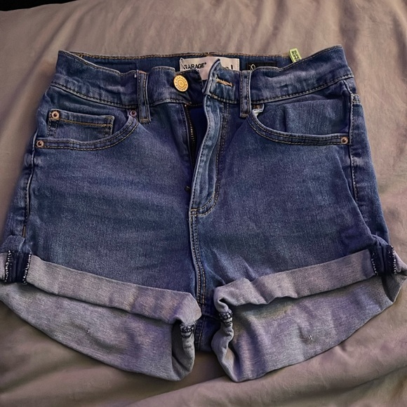 Blue jean shorts from garage - Picture 1 of 2